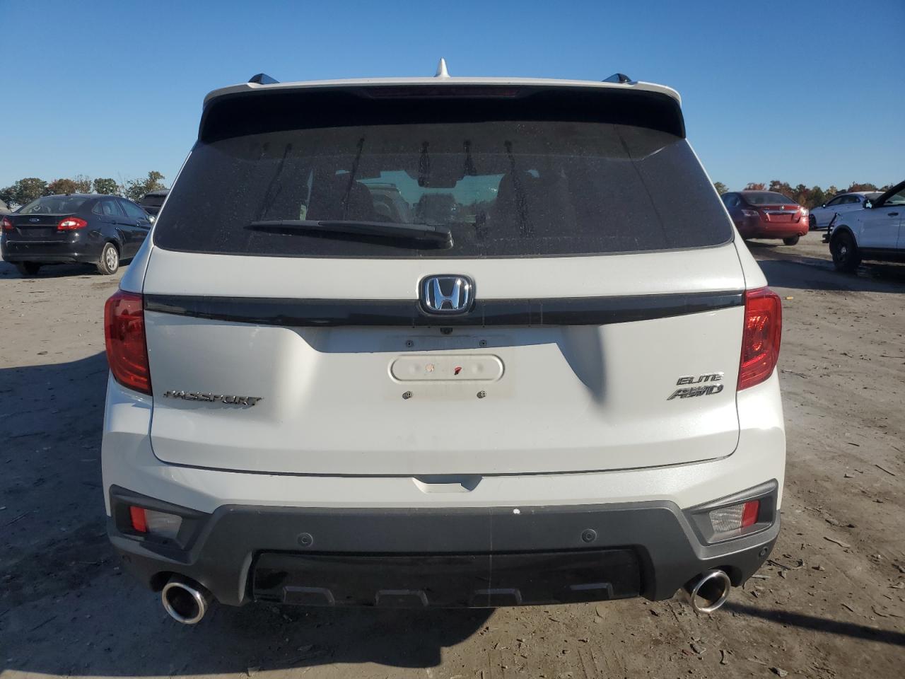 5FNYF8H06NB012702 2022 Honda Passport Elite