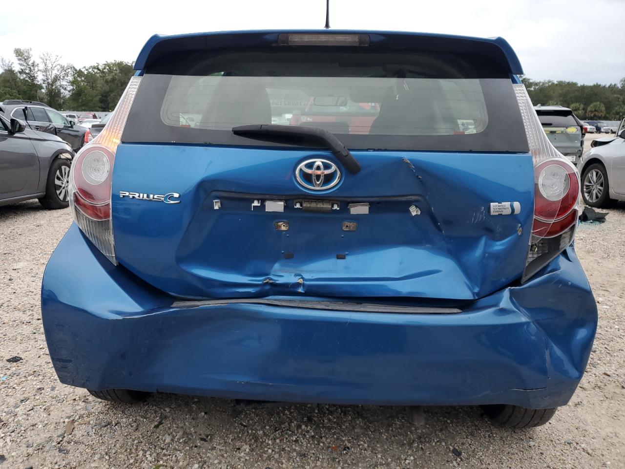 2013 Toyota Prius C VIN: JTDKDTB37D1031588 Lot: 75282154