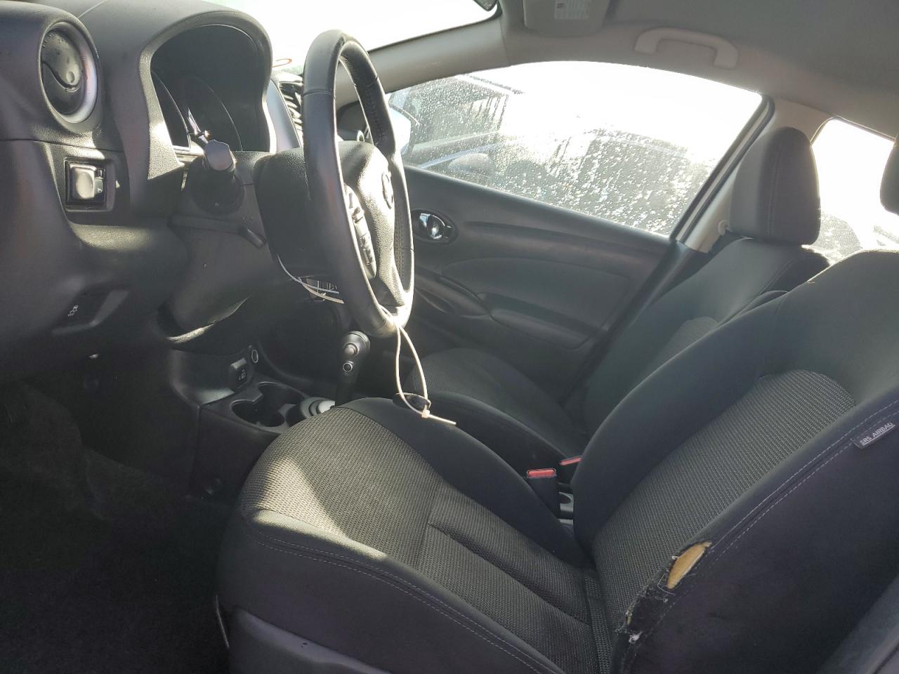 2019 Nissan Versa - Image 7