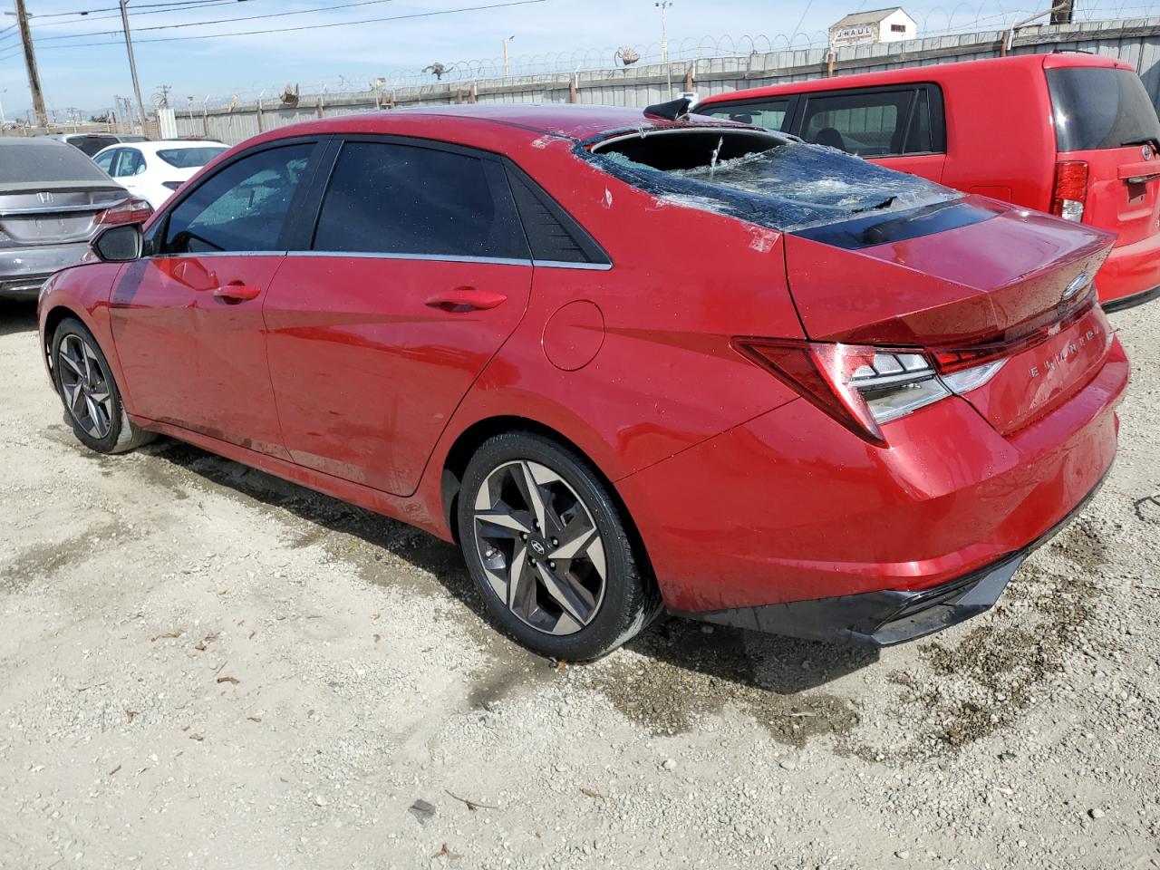 2023 Hyundai Elantra - Image 2