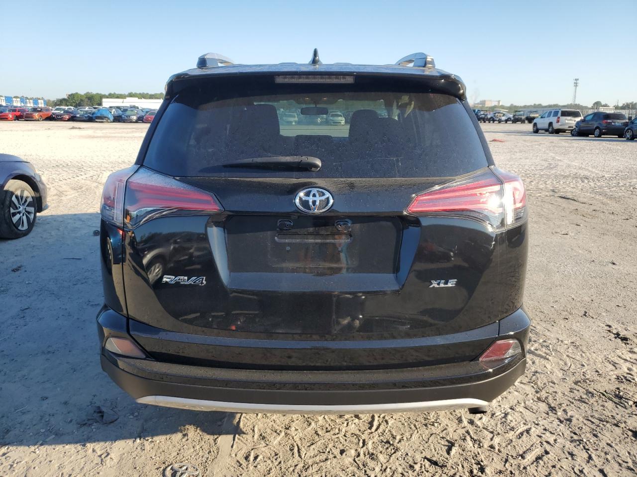 2016 Toyota Rav4 Xle VIN: 2T3WFREV6GW263830 Lot: 73999324