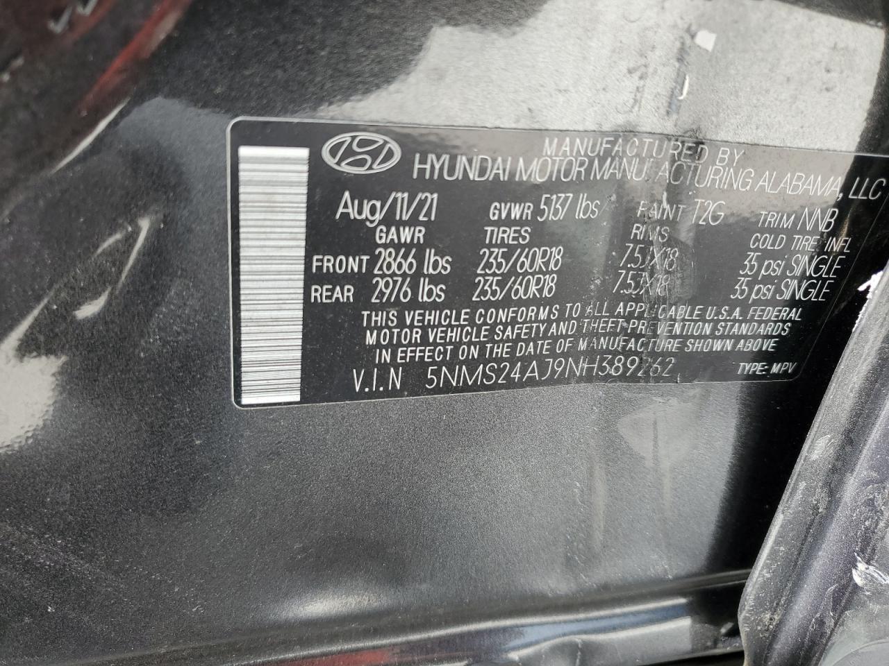 2022 Hyundai Santa Fe - Image 12