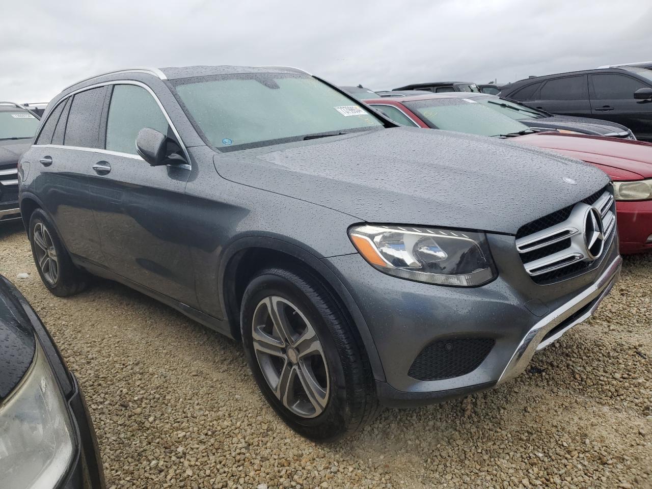 VIN WDC0G4JB3GF005763 2016 MERCEDES-BENZ GLC-CLASS no.4