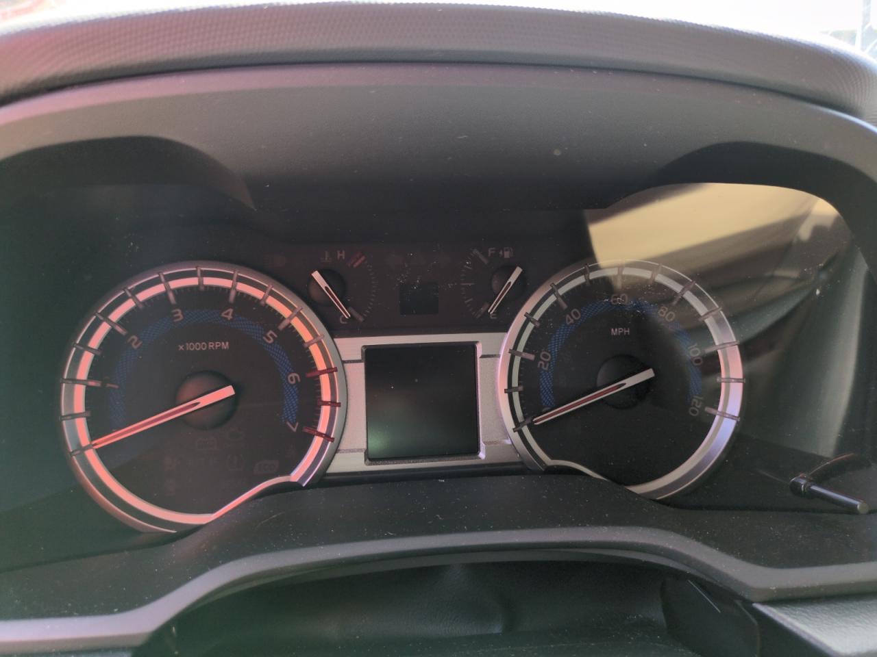 2019 Toyota 4Runner - Image 9