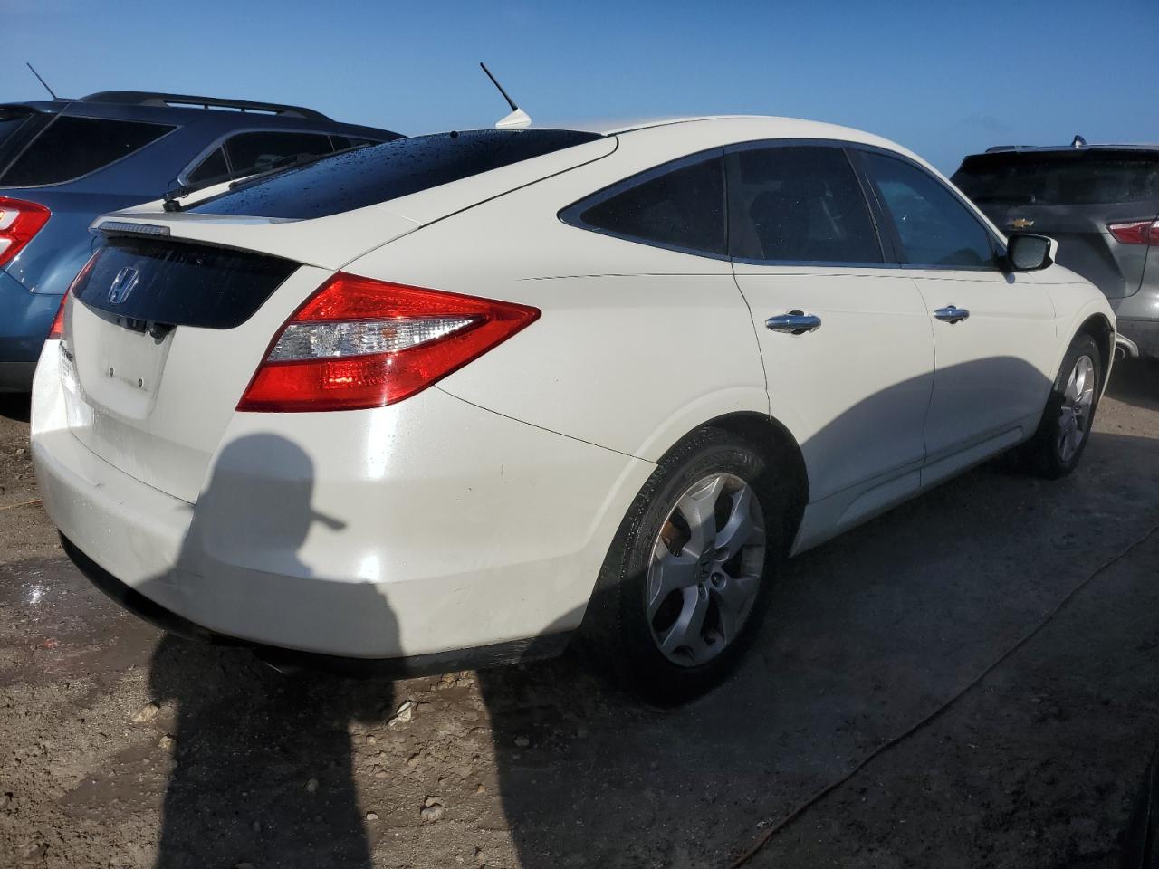 2010 Honda Accord - Image 3