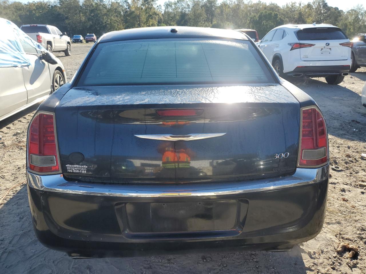 2013 Chrysler 300 - Image 6