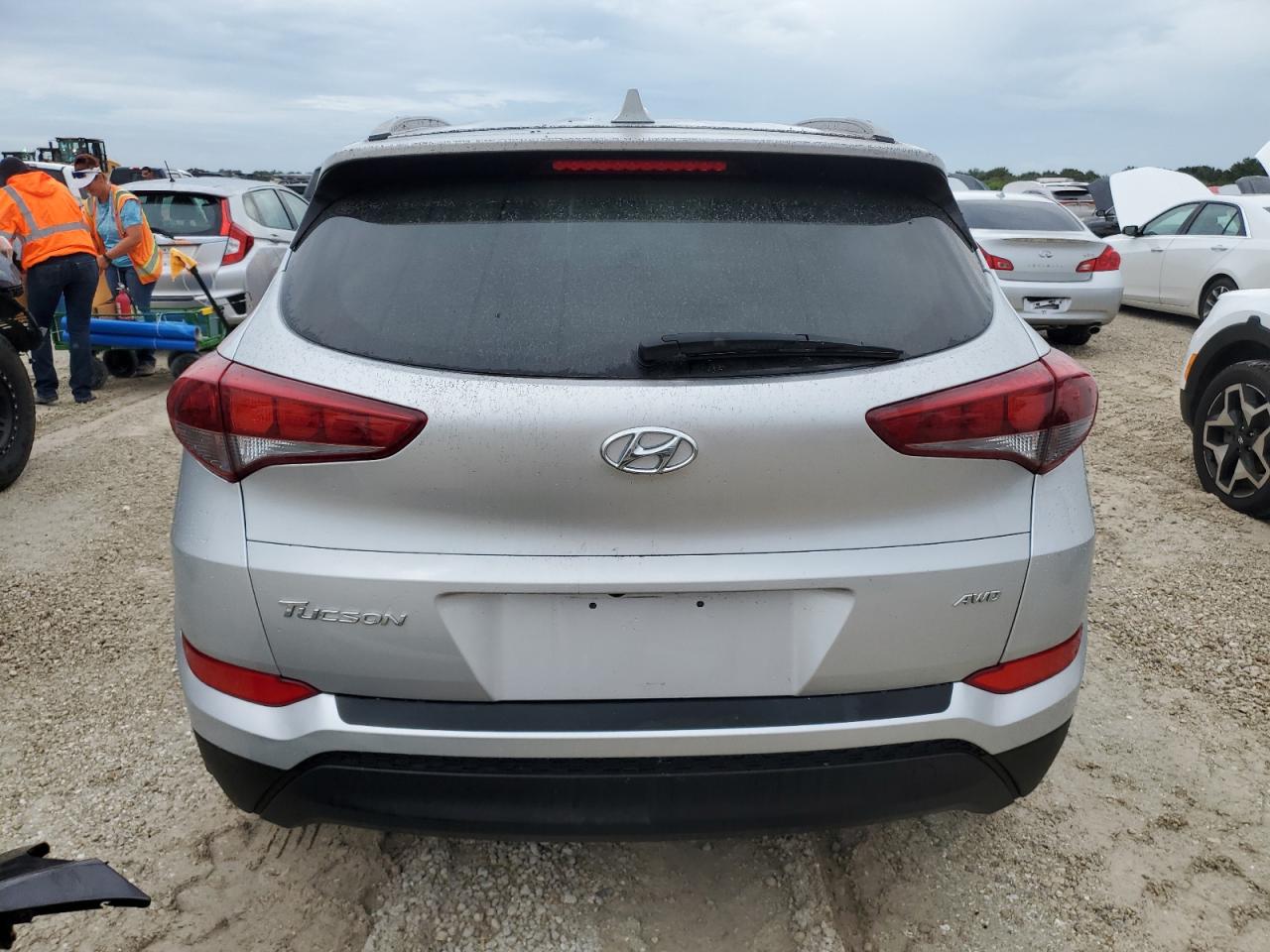 KM8J3CA42JU717195 2018 Hyundai Tucson Sel