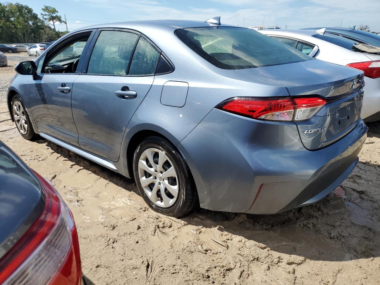 JTDEPMAE8N3003706 2022 TOYOTA COROLLA - Image 2