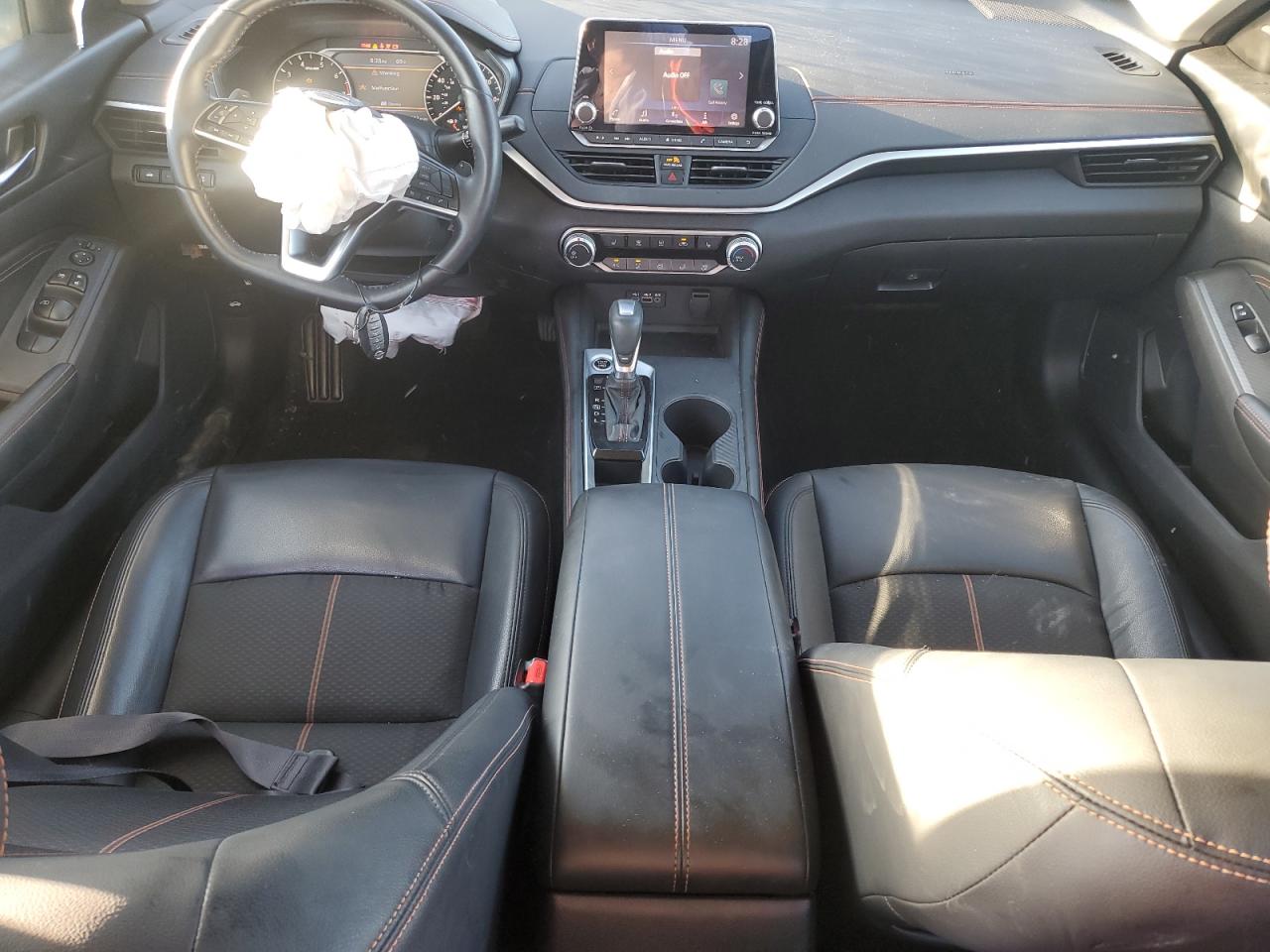 2019 Nissan Altima - Image 8