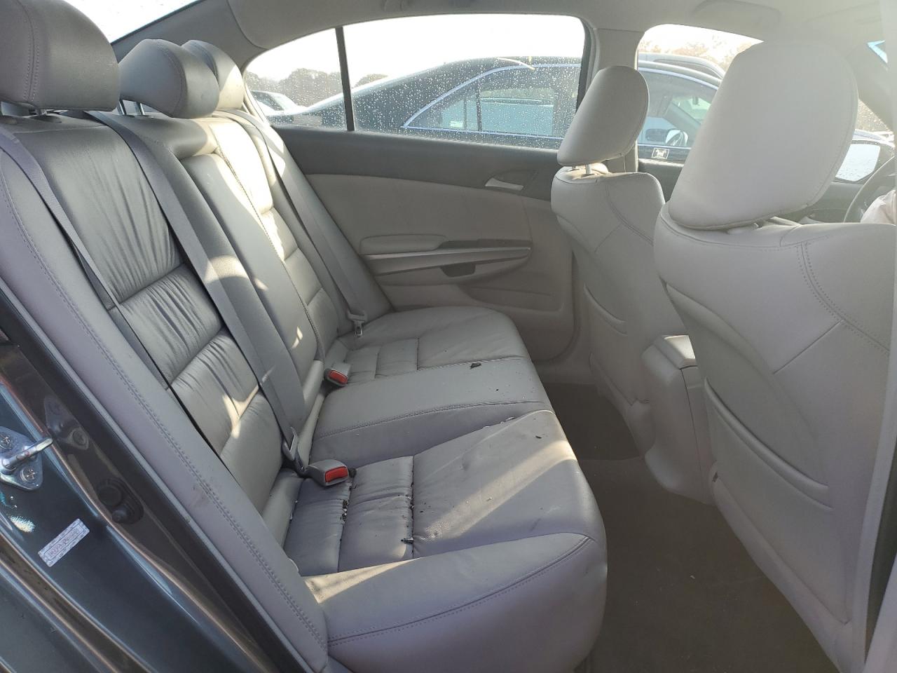 2009 Honda Accord - Image 10