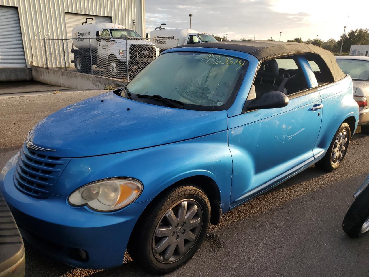 2008 Chrysler PT Cruiser - Image 1