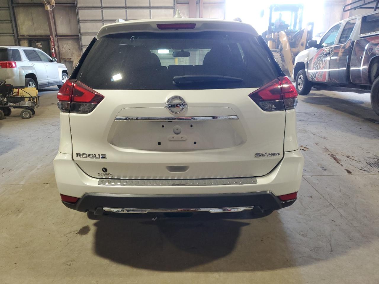 5N1AT2MV3HC748115 2017 Nissan Rogue Sv