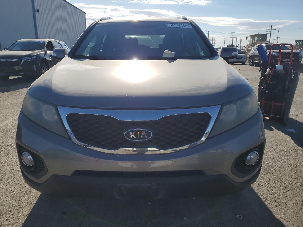 2011 Kia Sorento Base VIN: 5XYKT4A15BG157552 Lot: 74479134