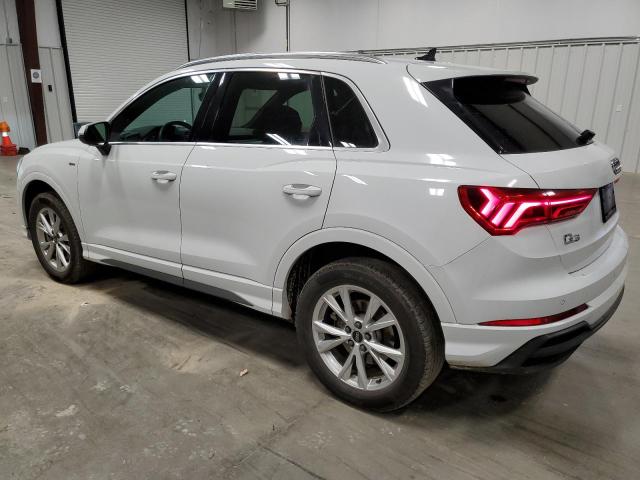 WA1DECF31R1045049 Audi Q3 PREMIUM 2