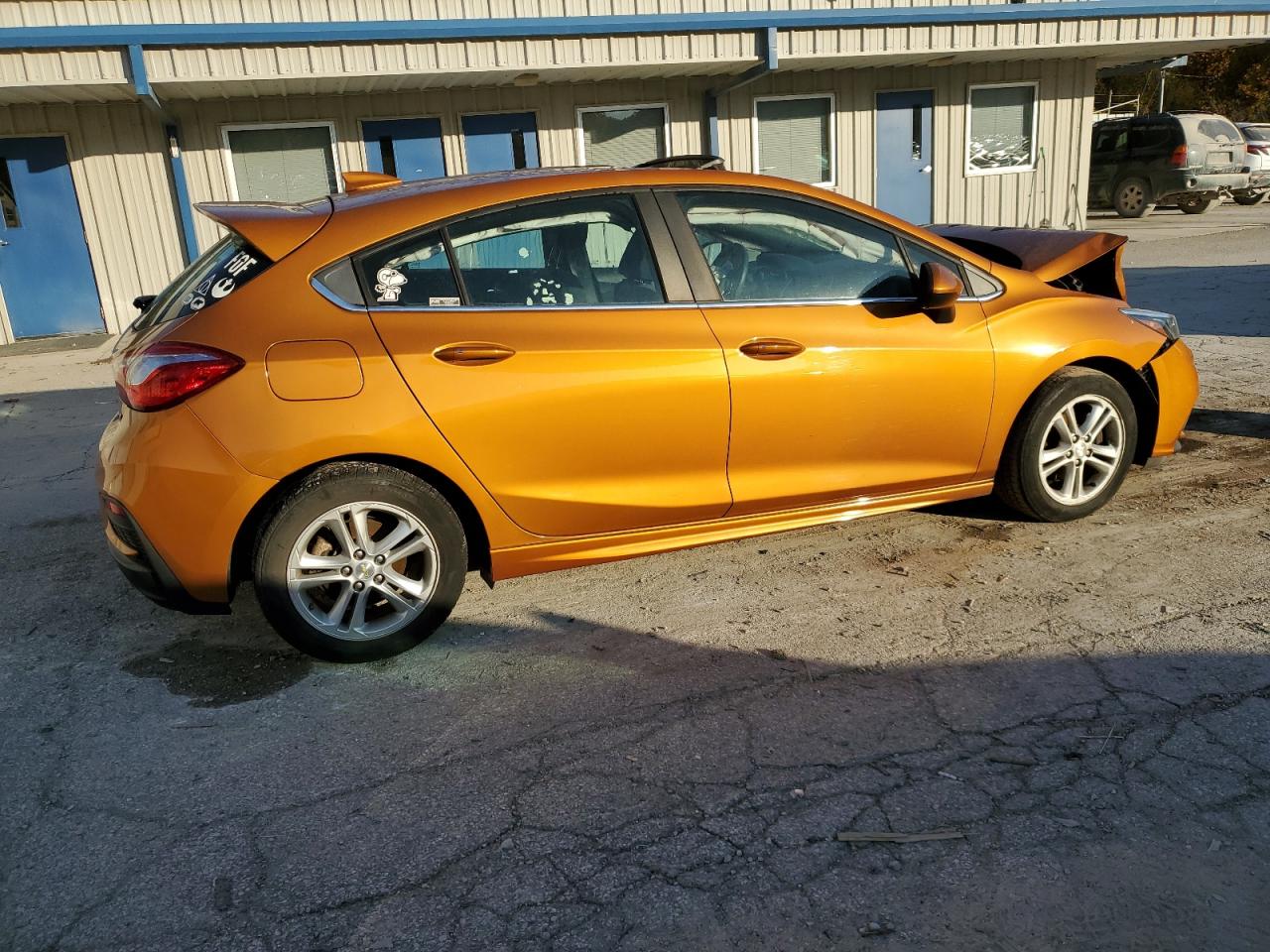 2017 Chevrolet Cruze - Image 3