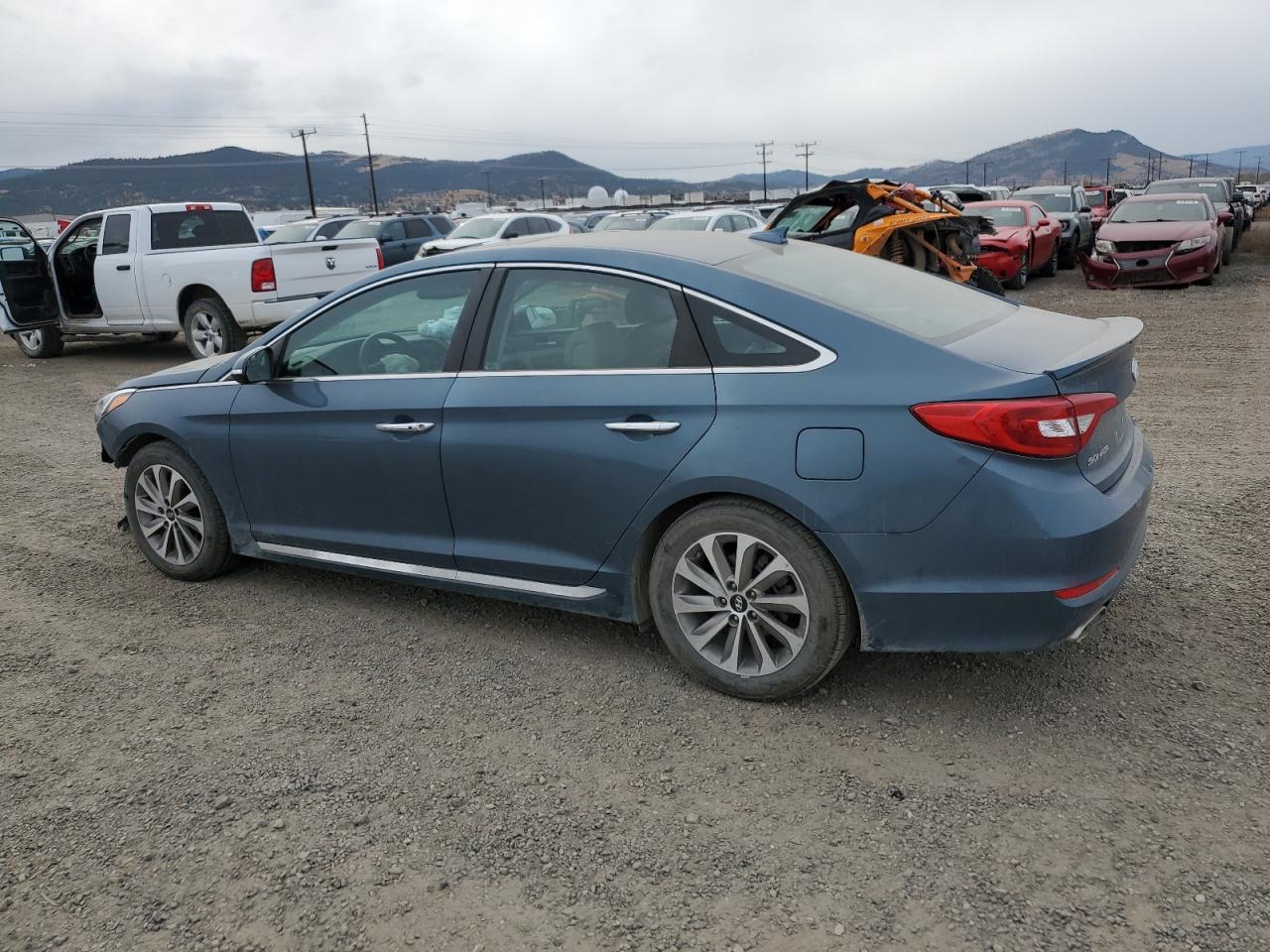 2017 Hyundai Sonata - Image 2