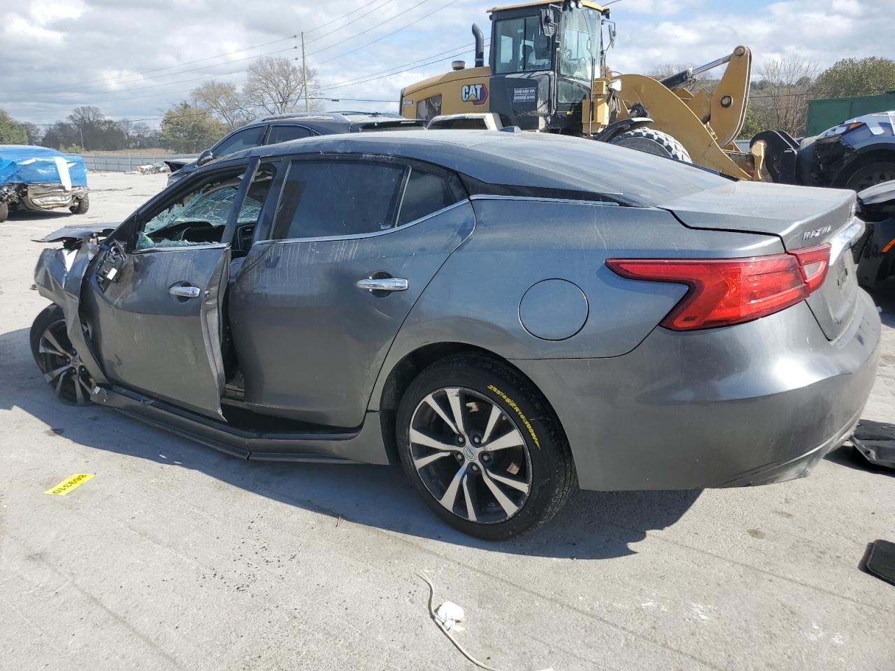 2017 Nissan Maxima - Image 2
