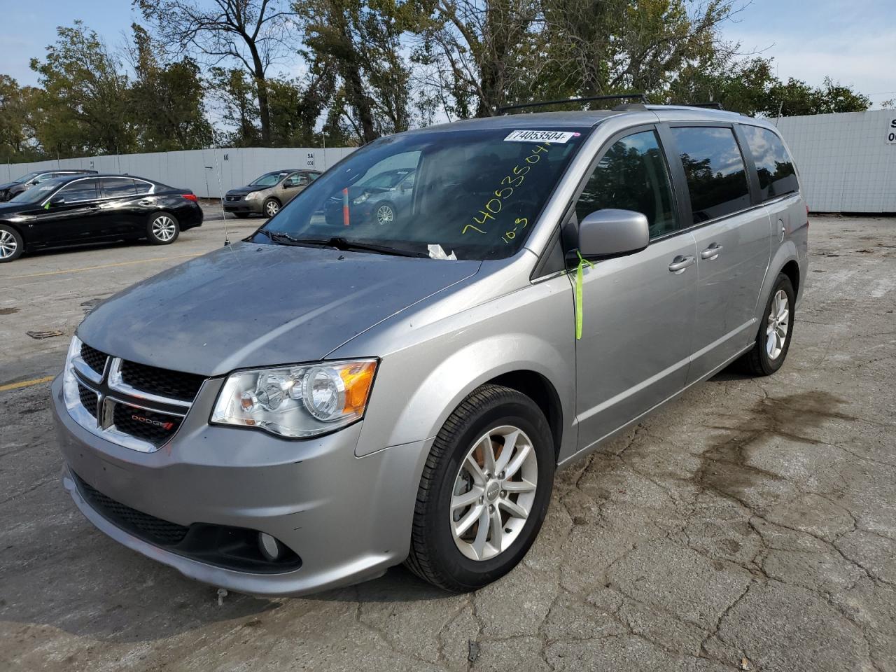 2019 Dodge Caravan - Image 1