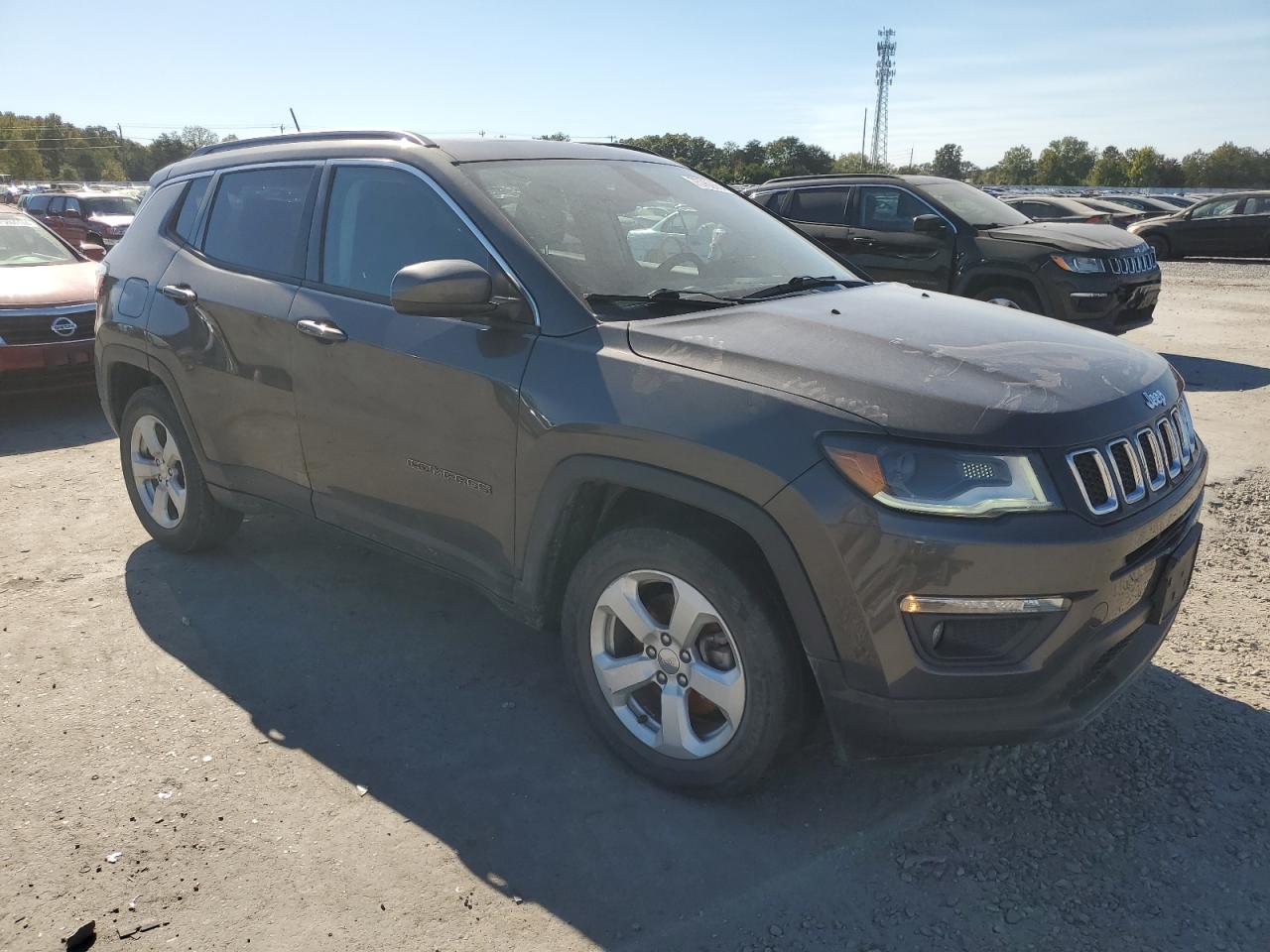 3C4NJDBB5KT839365 2019 Jeep Compass Latitude