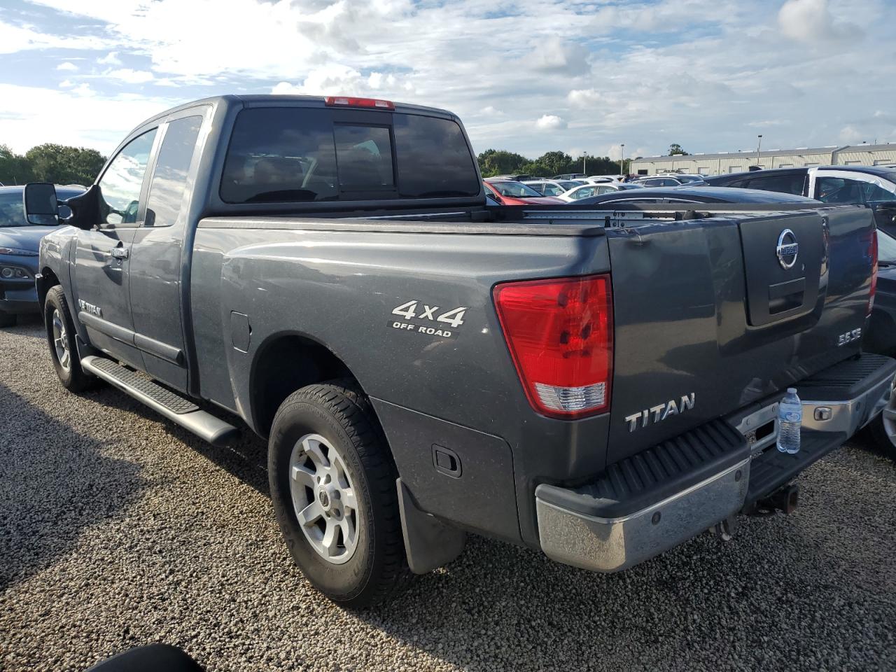 2006 Nissan Titan - Image 2