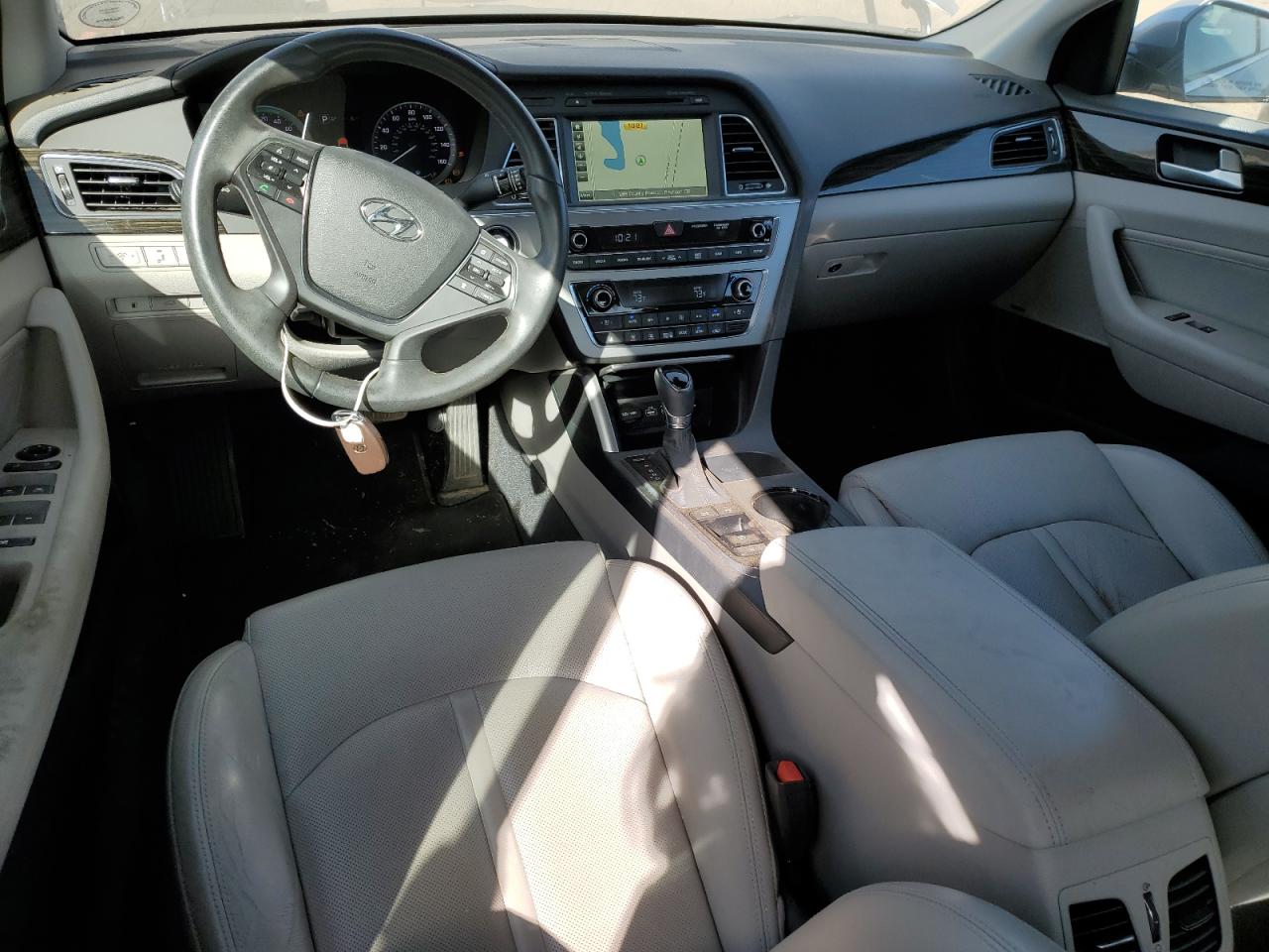 2016 Hyundai Sonata Hybrid VIN: KMHE34L17GA029939 Lot: 71427264