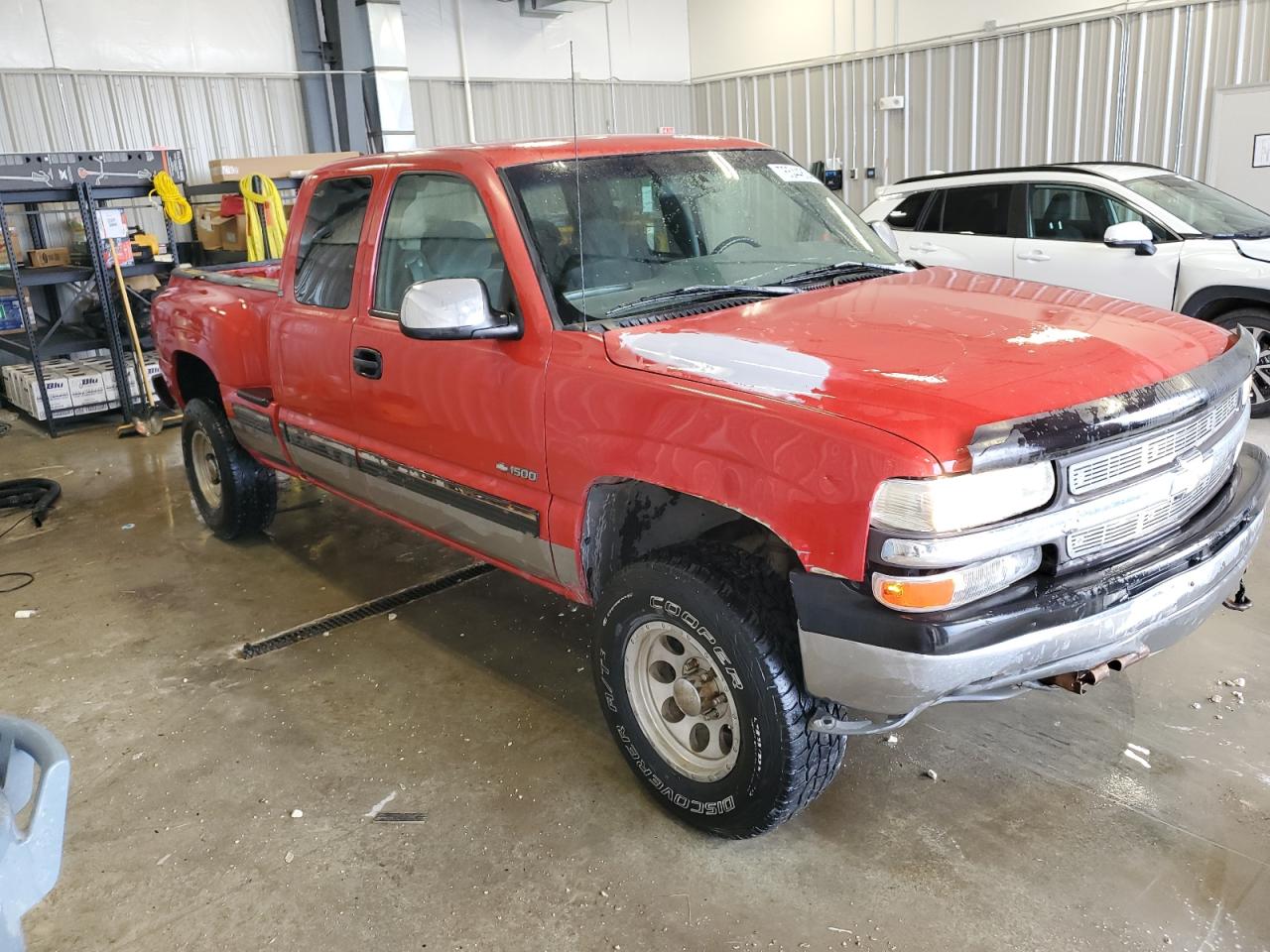1999 Chevrolet Silverado - Image 4