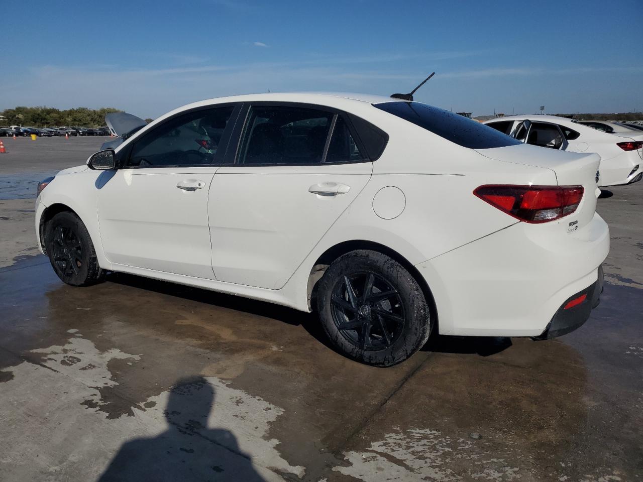 2019 Kia Rio - Image 2