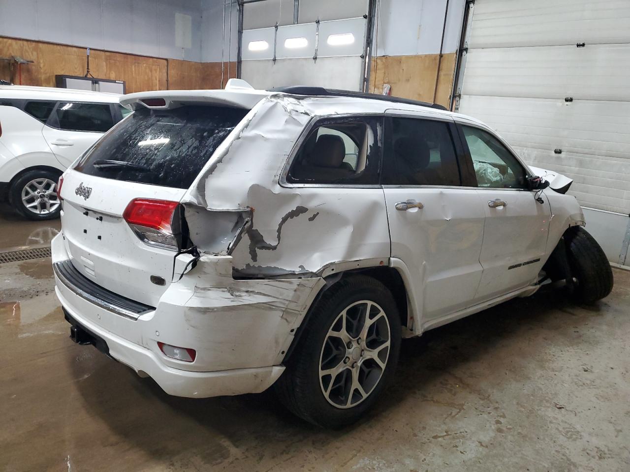 2021 Jeep Grand Cherokee - Image 3