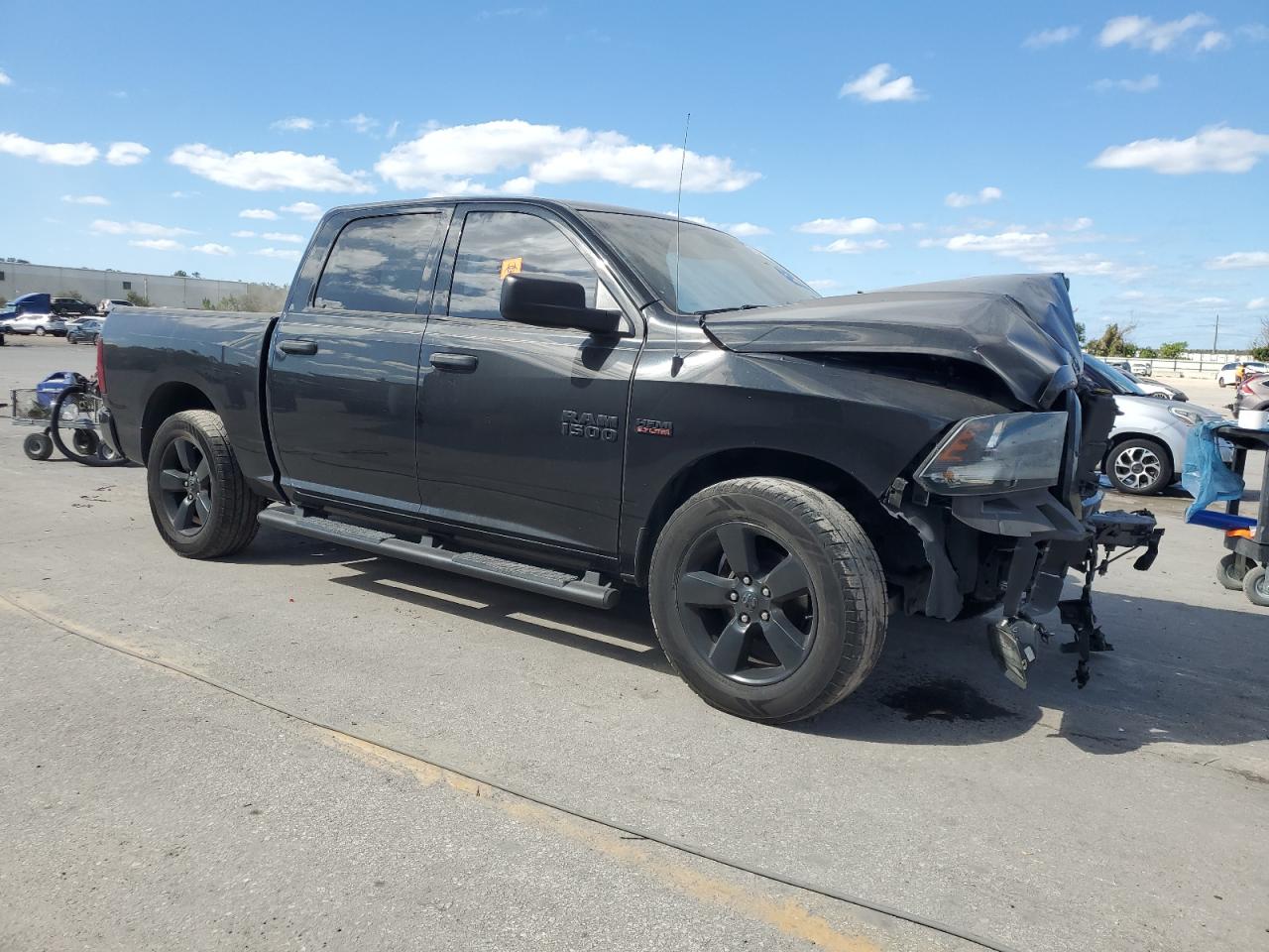 2017 RAM 1500 - Image 4