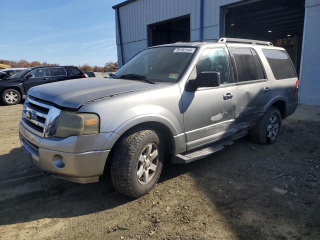 2009 Ford Expedition Xlt продається в Windsor, NJ - All Over