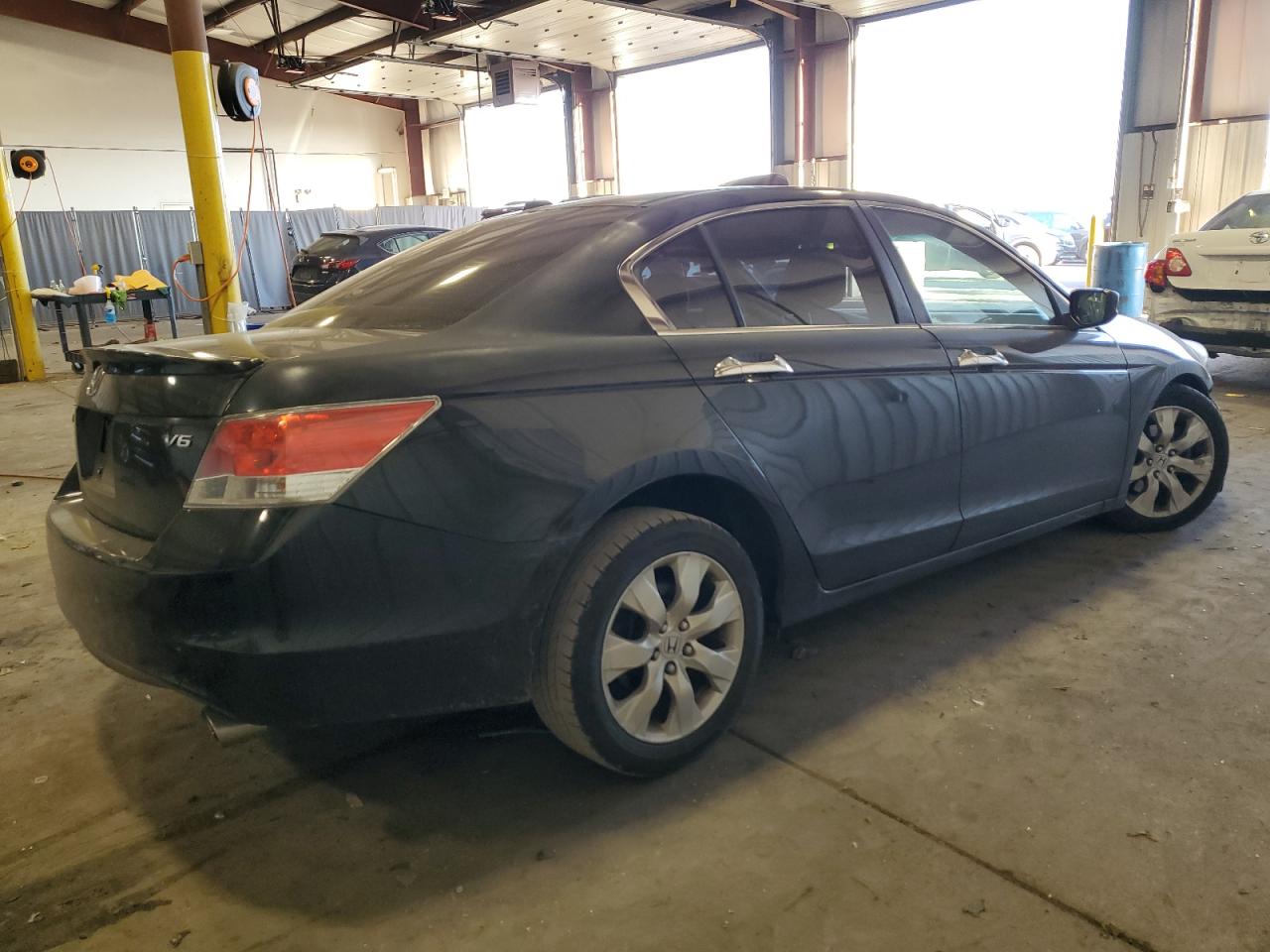 2008 Honda Accord - Image 3