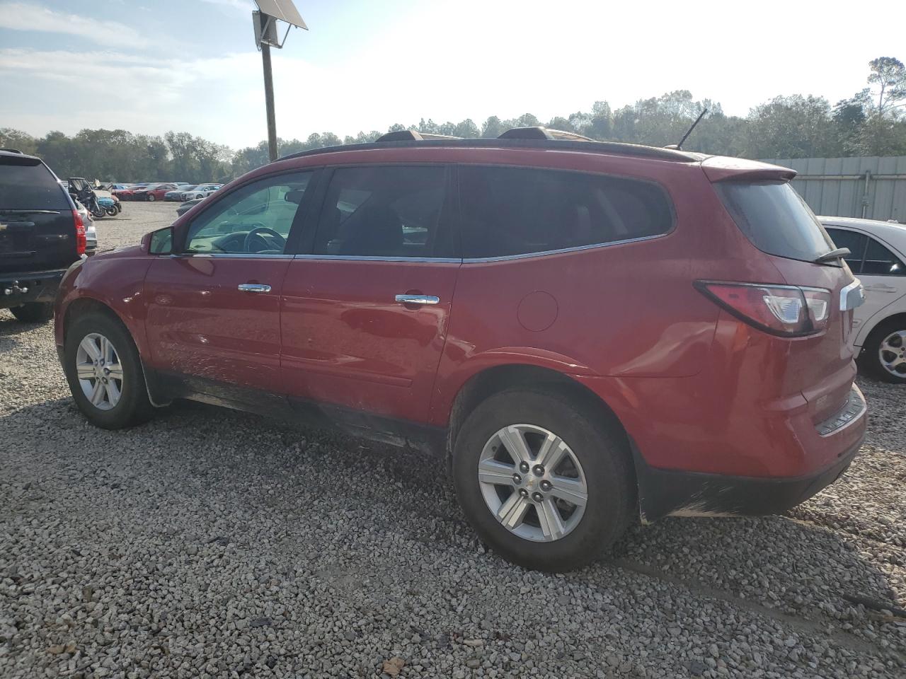 2014 Chevrolet Traverse - Image 2