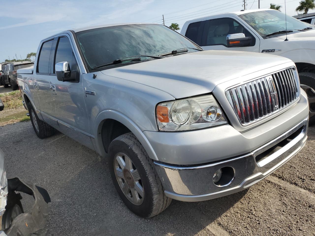 2006 Lincoln Mark LT - Image 4
