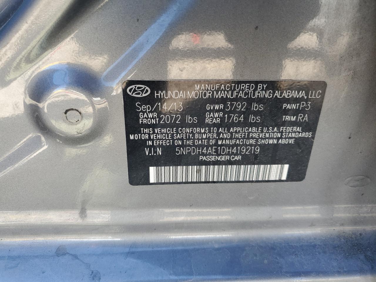 2013 Hyundai Elantra - Image 12