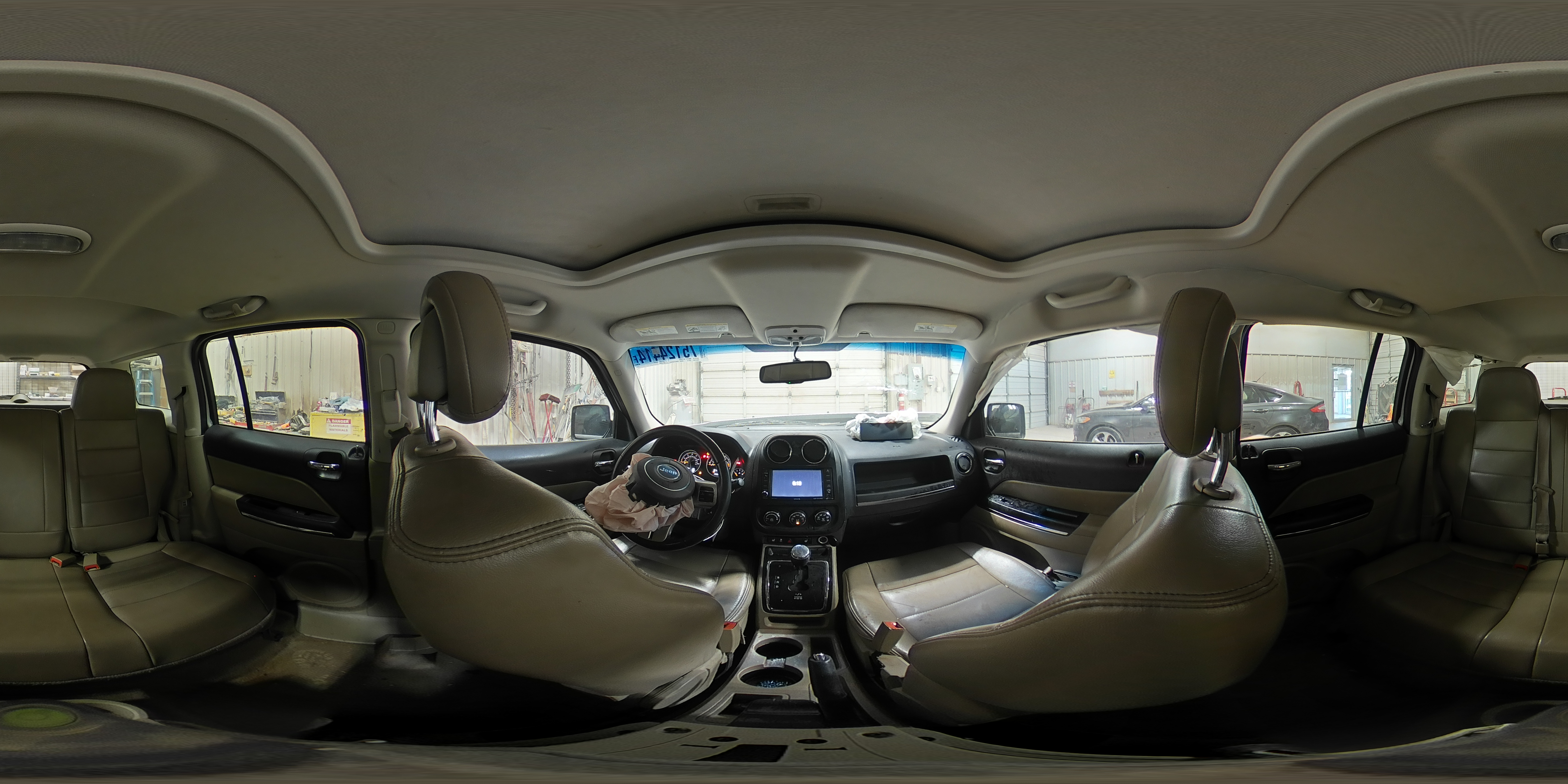 2014 Jeep Liberty (Patriot) - Image 14
