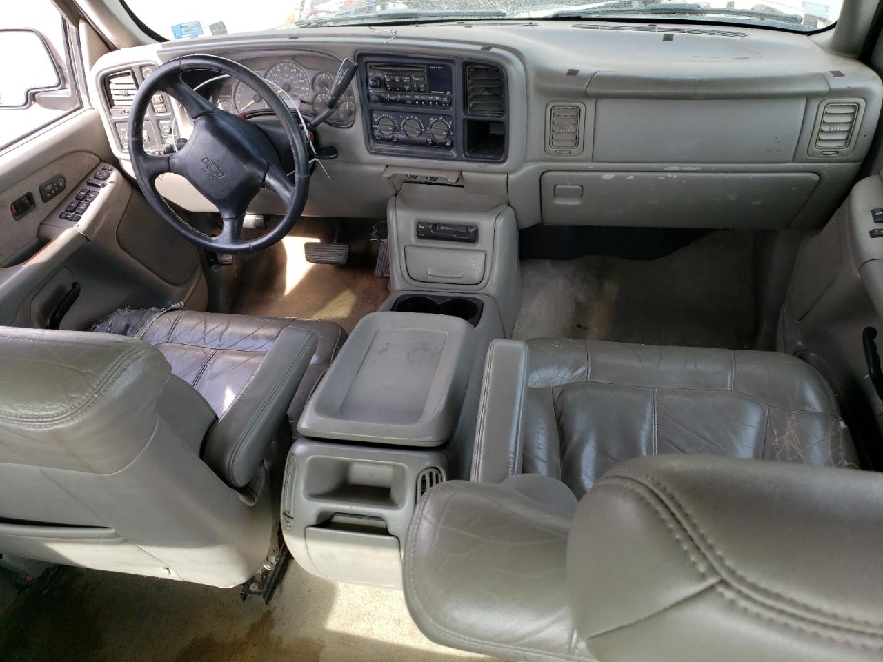2001 Chevrolet Silverado - Image 8