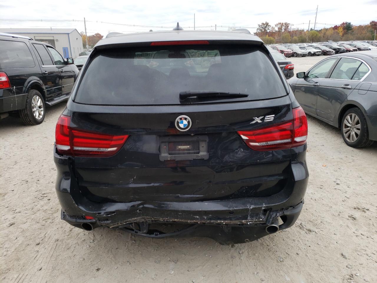 VIN 5UXKR0C51G0U12393 2016 BMW X5 no.6