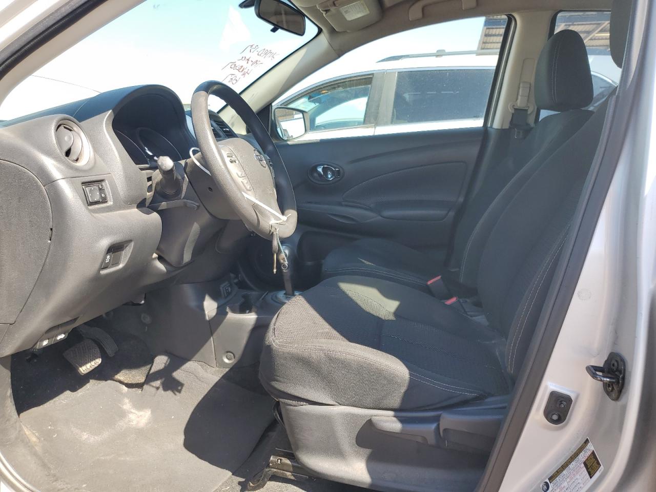 3N1CN7APXJL886127 2018 Nissan Versa S