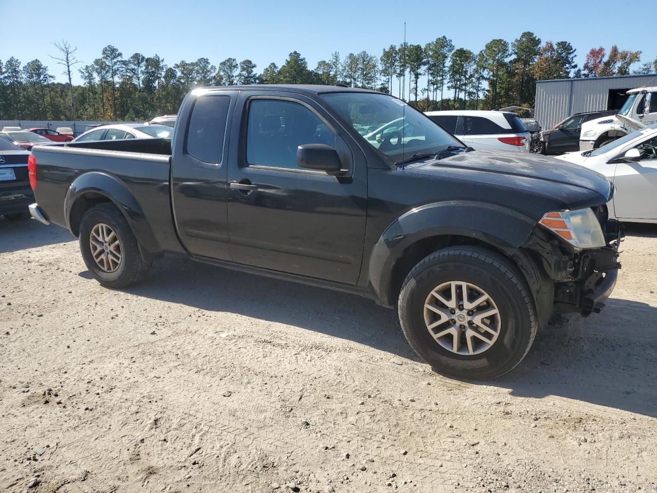 2015 Nissan Navara (Frontier) - Image 4