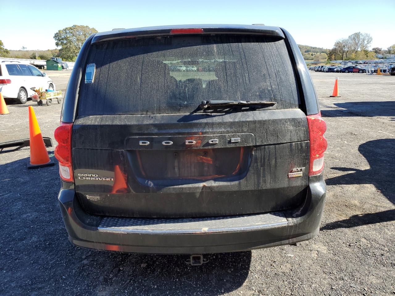 2014 Dodge Caravan - Image 6