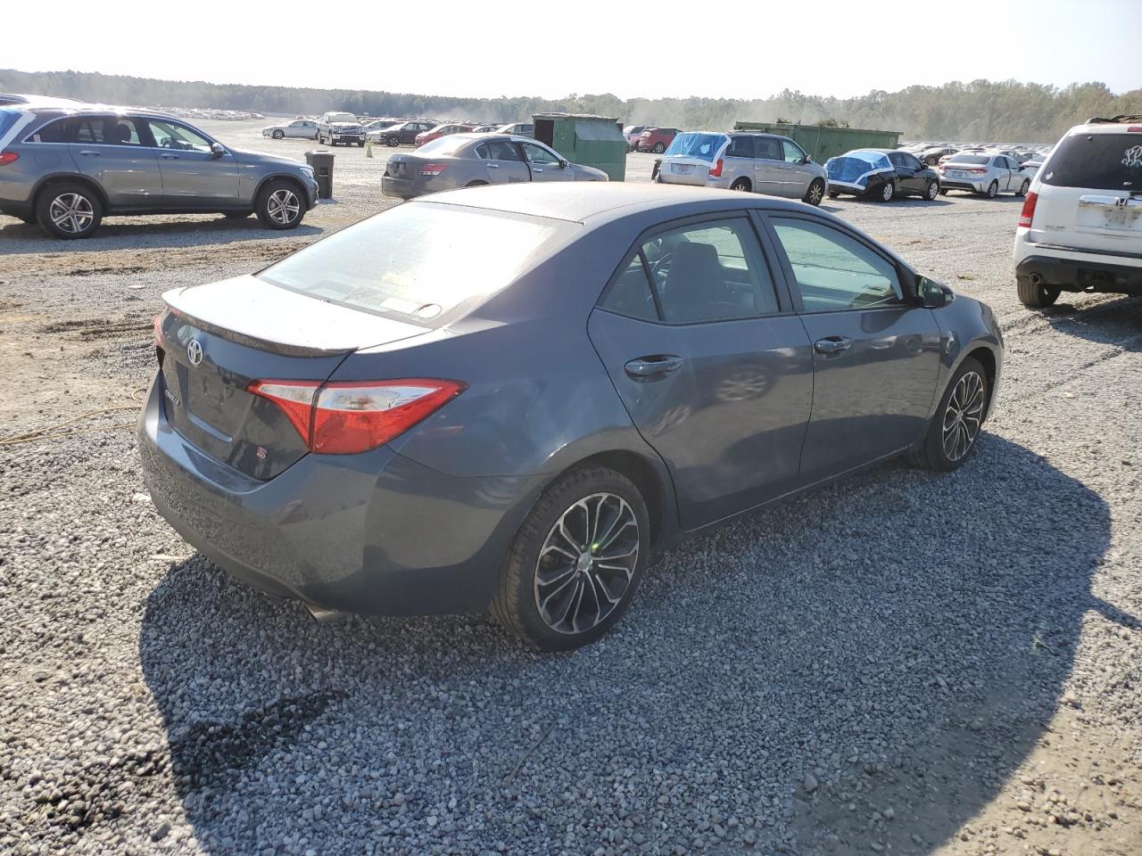 VIN 2T1BURHEXGC556611 2016 TOYOTA COROLLA no.3