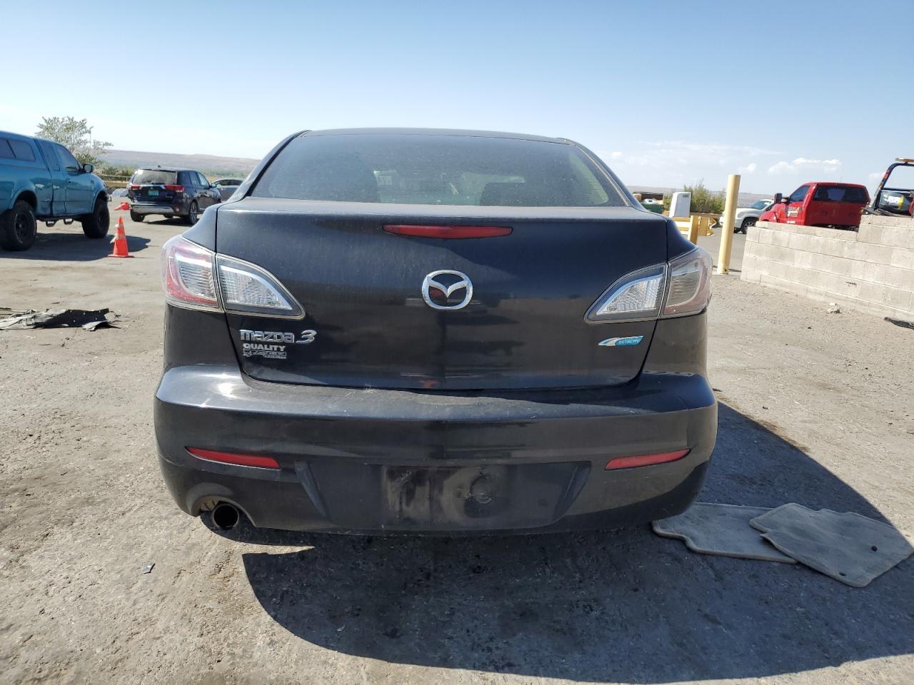 2012 Mazda 3 - Image 6