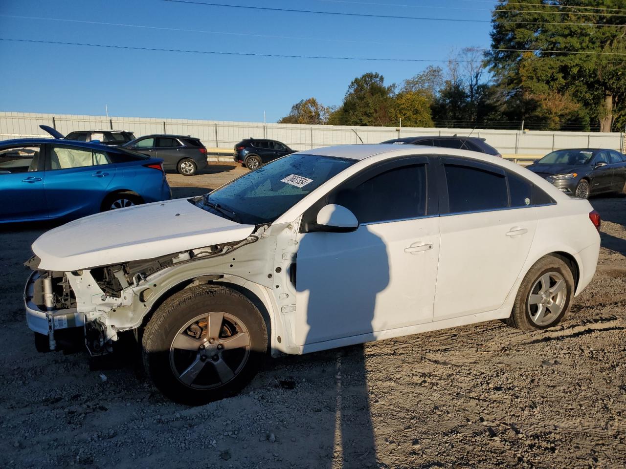 VIN 1G1PE5SB8G7155806 2016 CHEVROLET CRUZE no.1