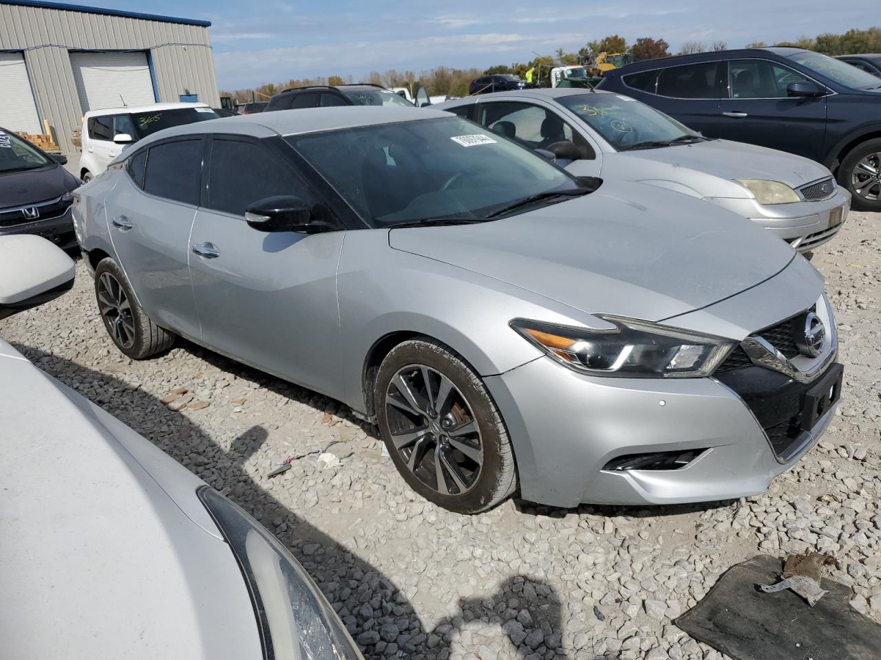 2017 Nissan Maxima - Image 4