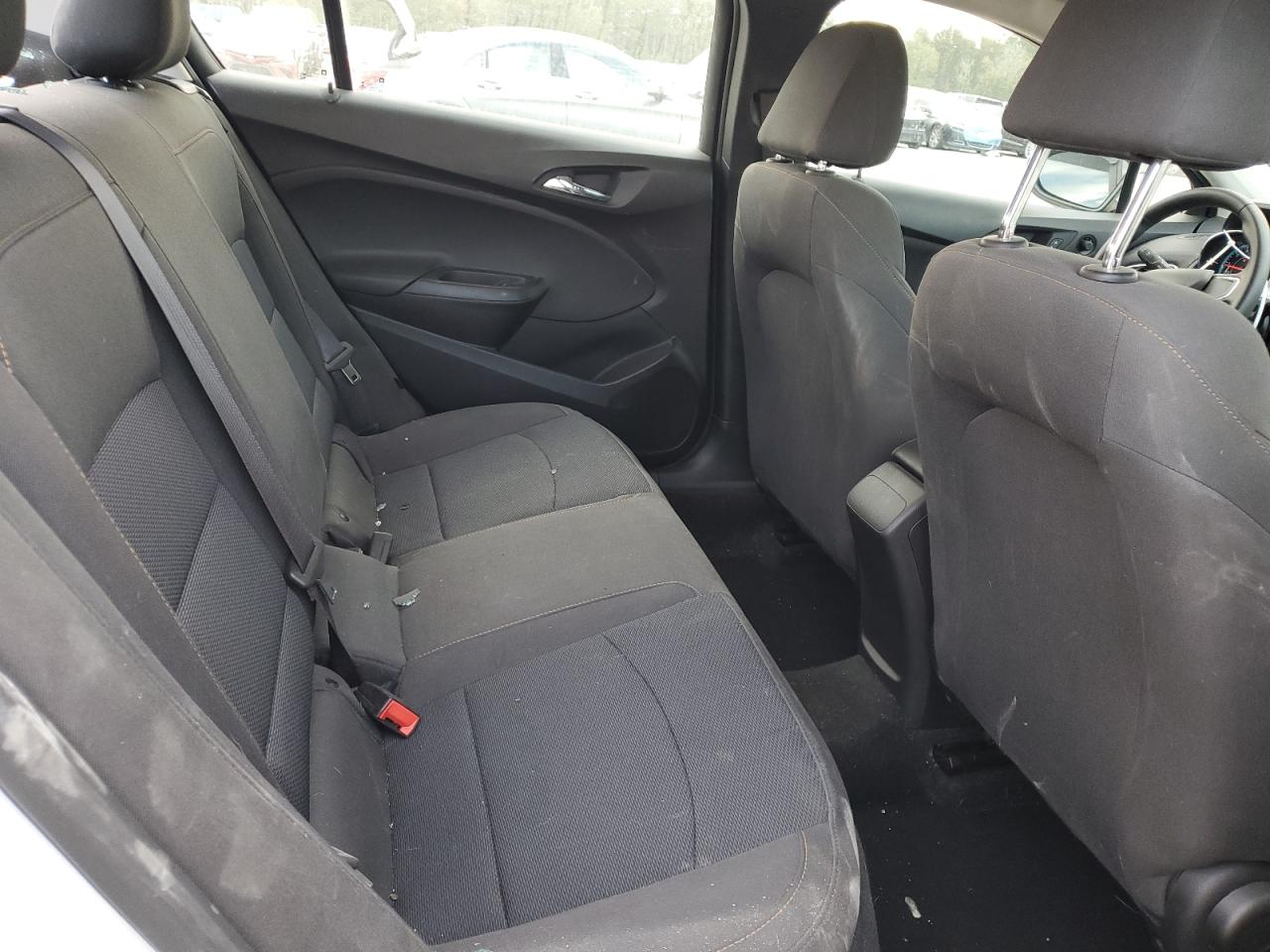 2016 Chevrolet Cruze - Image 10