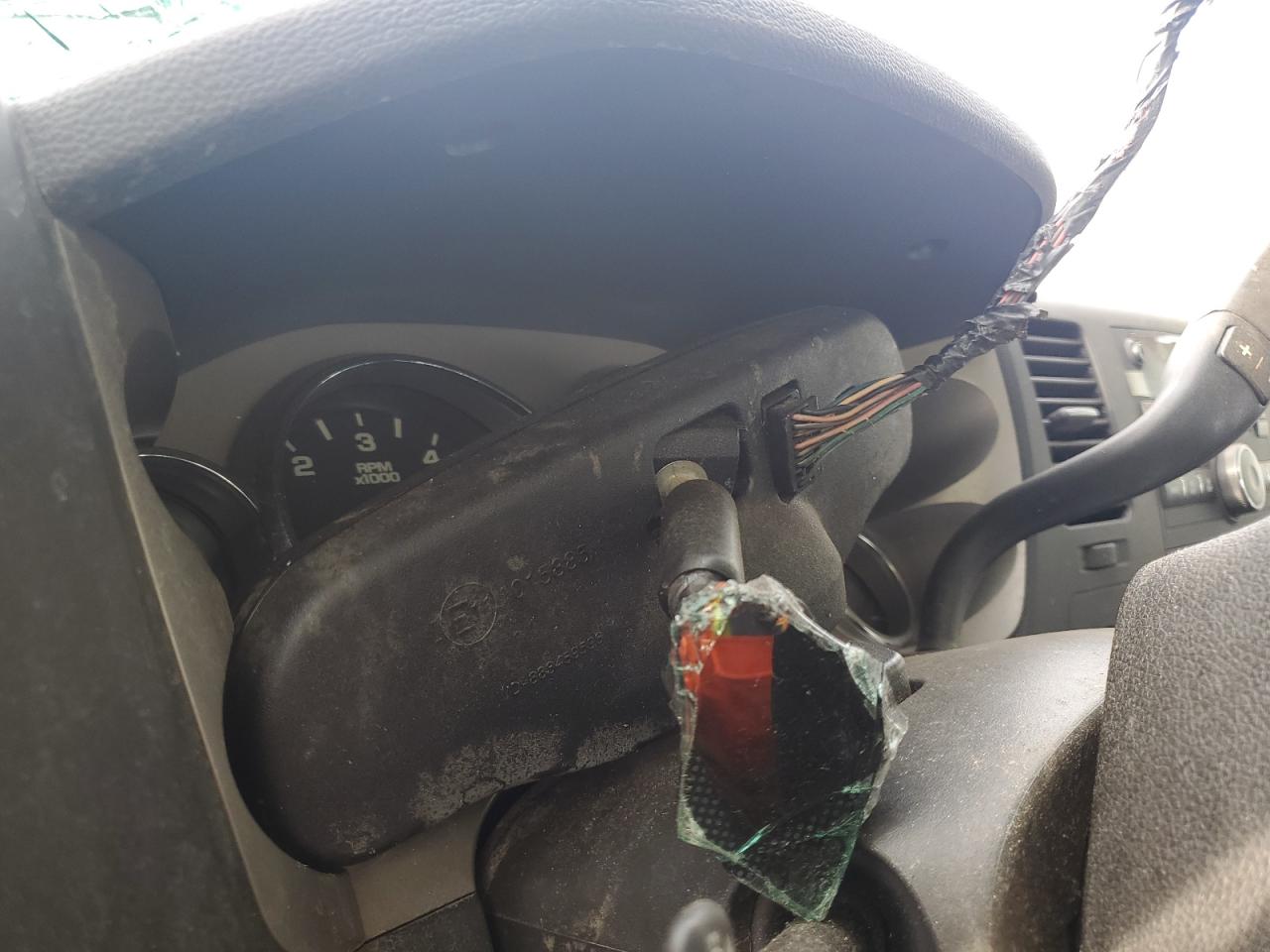 2010 GMC Sierra - Image 9