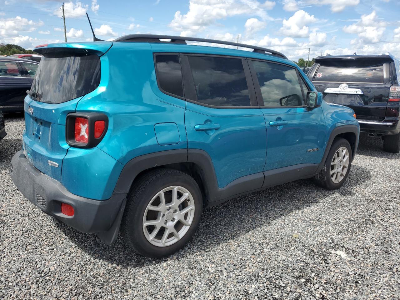 2019 Jeep Renegade - Image 3