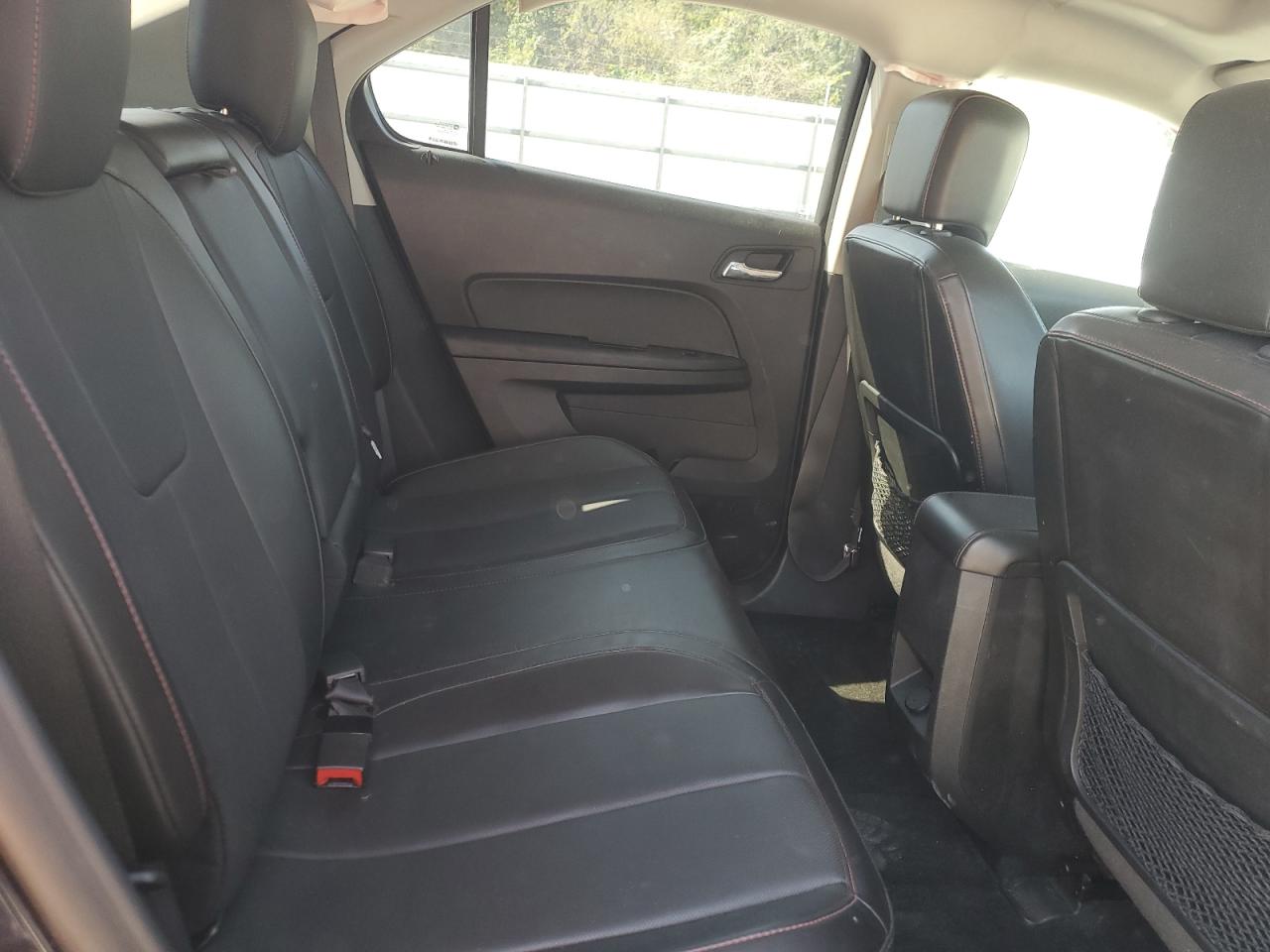 2015 Chevrolet Equinox - Image 11