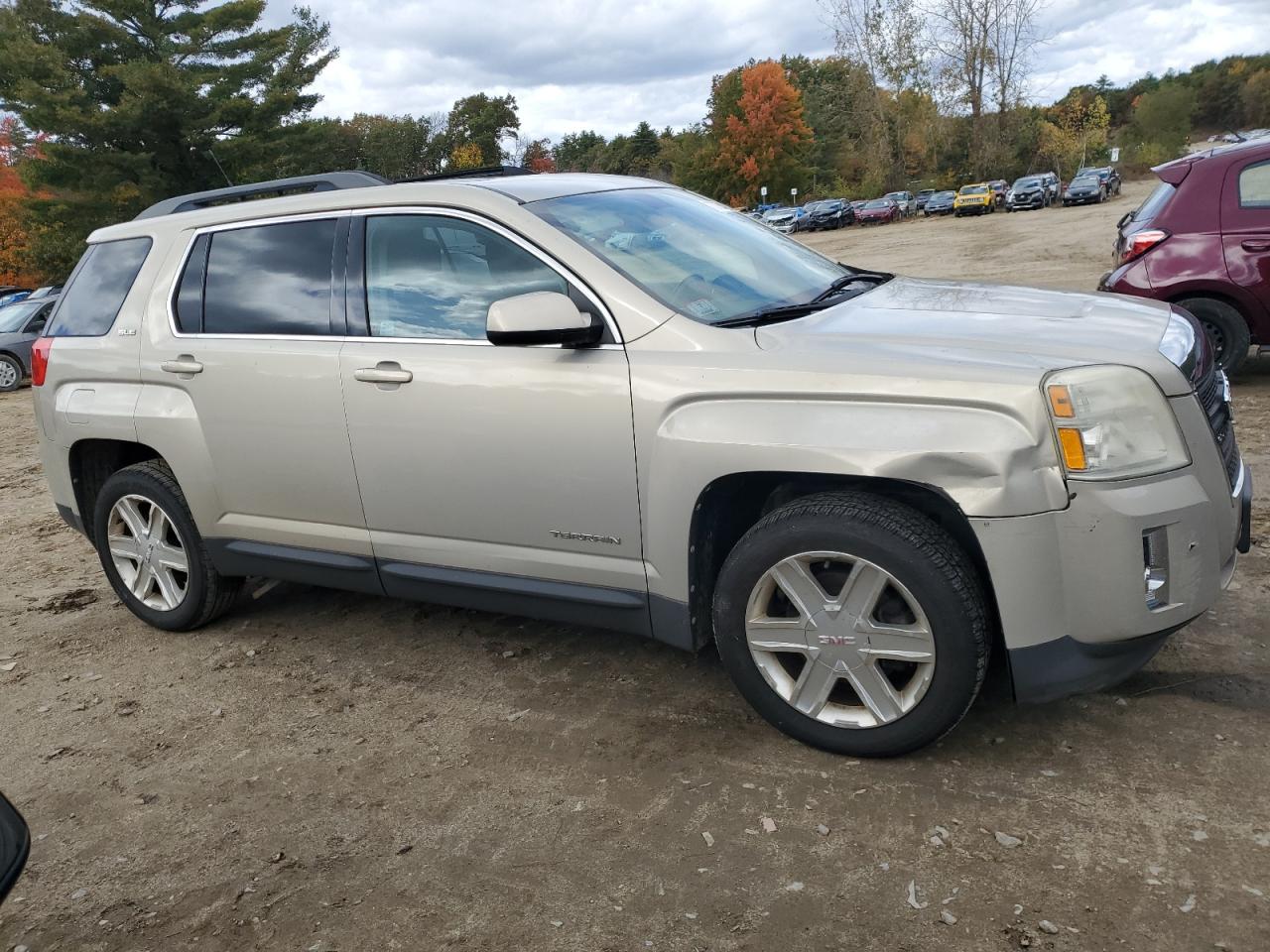 2011 GMC Terrain - Image 4