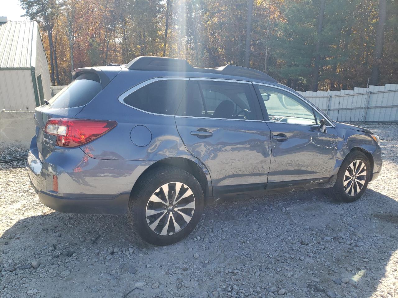 2015 Subaru Outback - Image 3